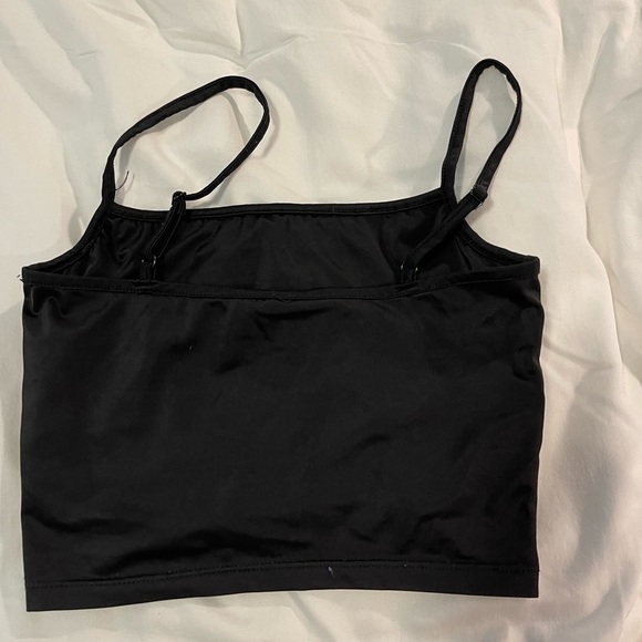 H&M crop tank - Picture 3 of 3